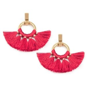 SALE PRICE | Fan Tassel Magenta Earrings